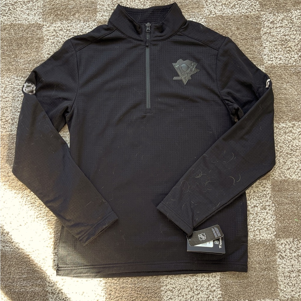Black Quarter-Zip Pullover NHL NWT SZ. M.